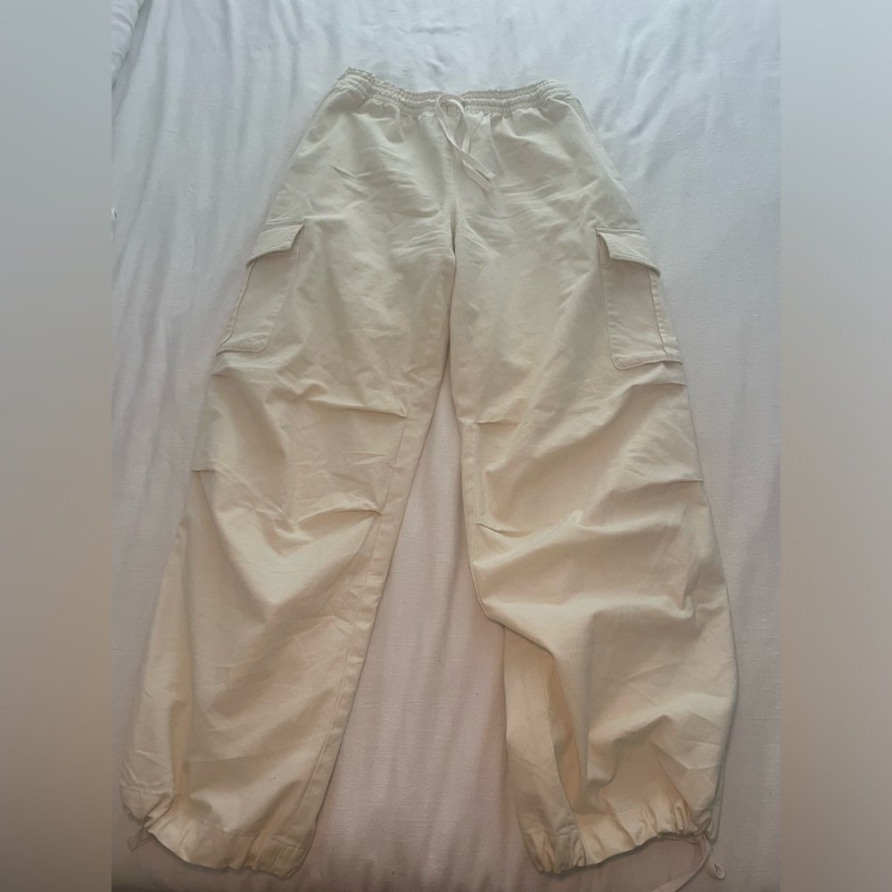 Aritzia Cassian Cargo Pants